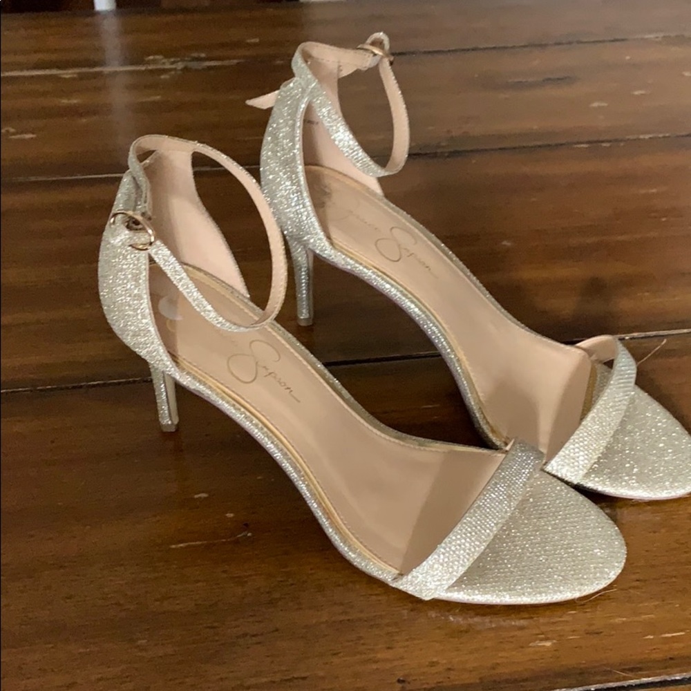 Jessica Simpson Gold sparkly shoes 8.5